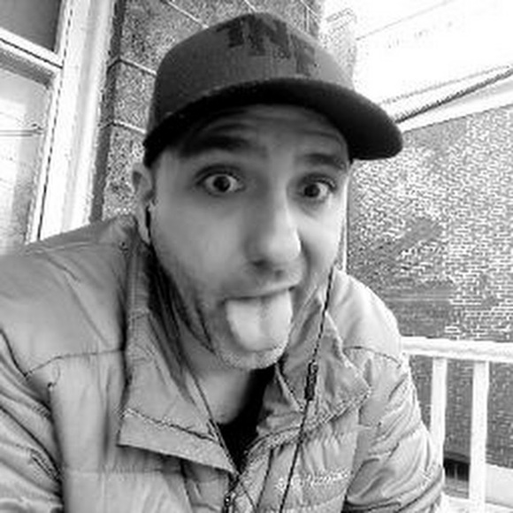 Meet your Posher, Rob - Picture 1 of 1